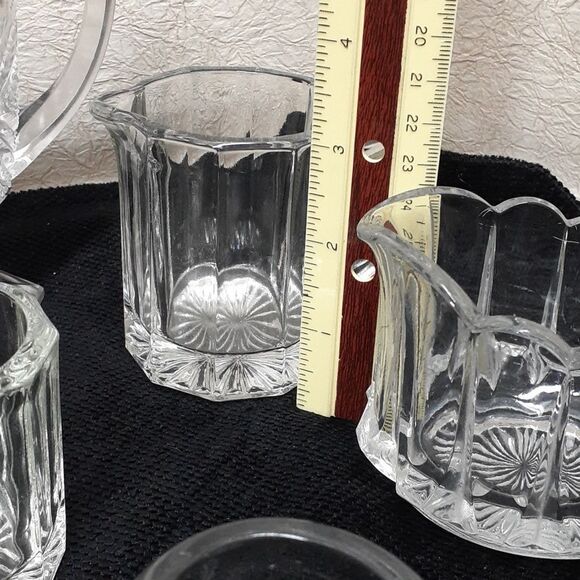 Vintage syrup/sauce/cream tiny pitchers- lot of 9 - Picture 4 of 11
